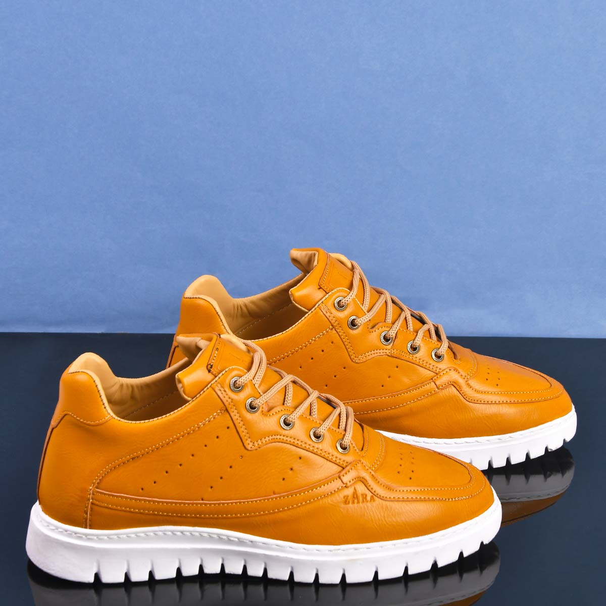 کفش مردانه zara مدل Laura رنگ عسلی