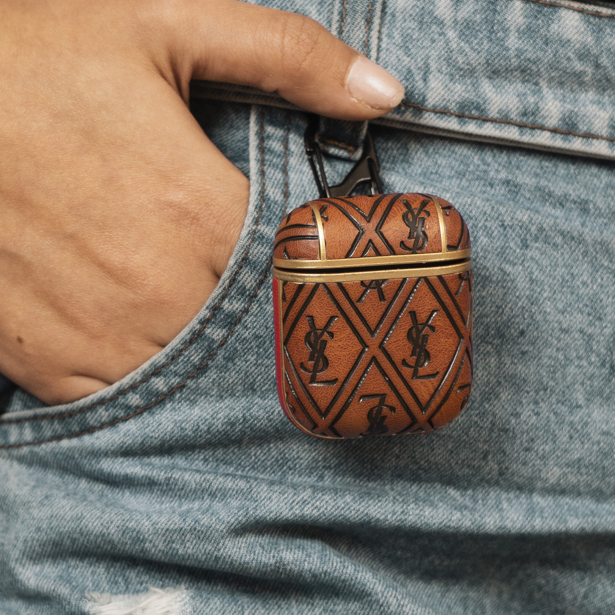 قاب ايرپاد case