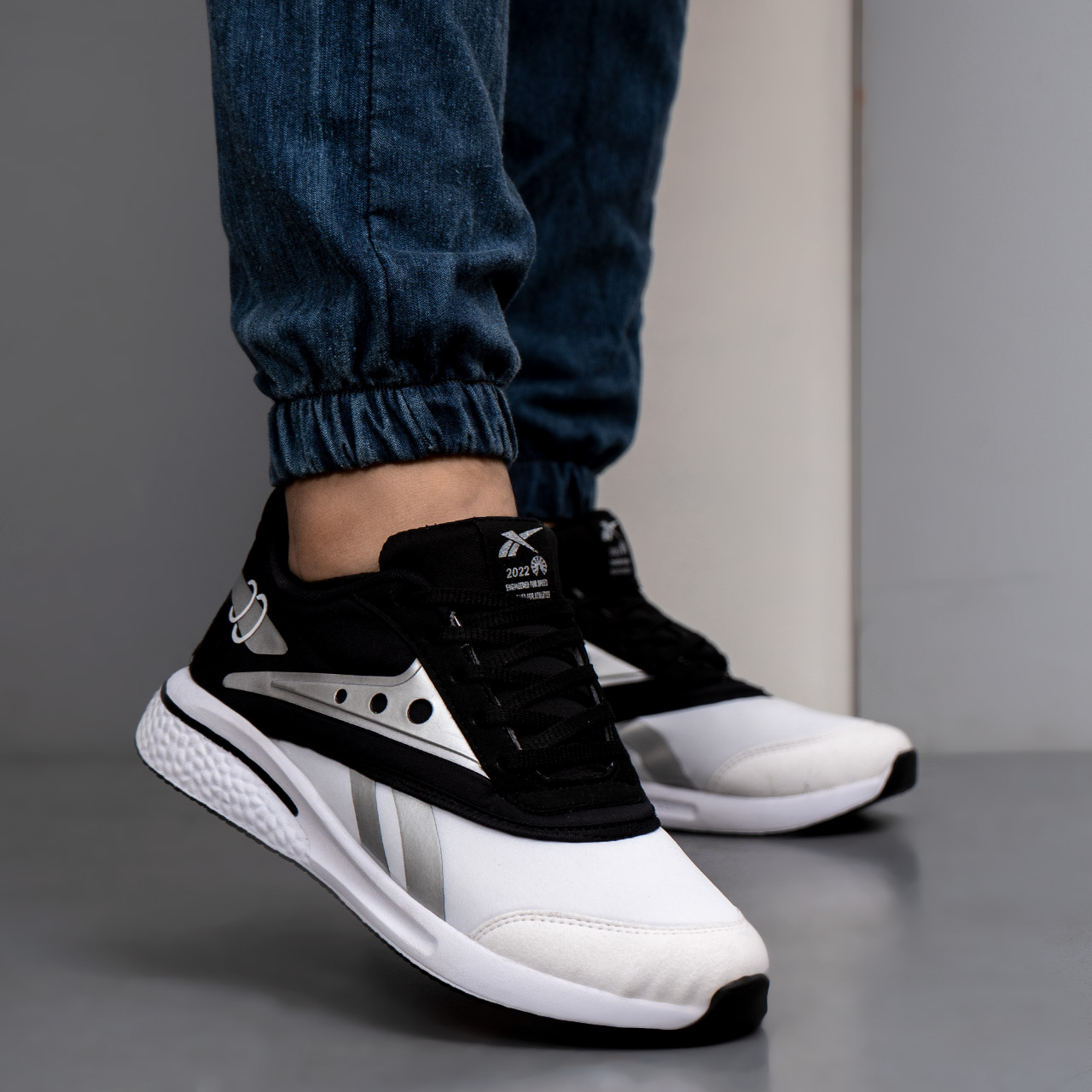 کفش ورزشی ریبوک مشکی سفید مردانه مدل 25CC