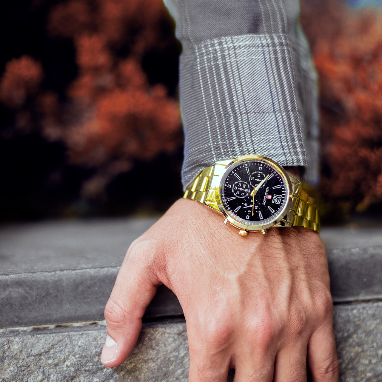 ساعت مچی مردانه Nauiforoe طلایی مدل U28