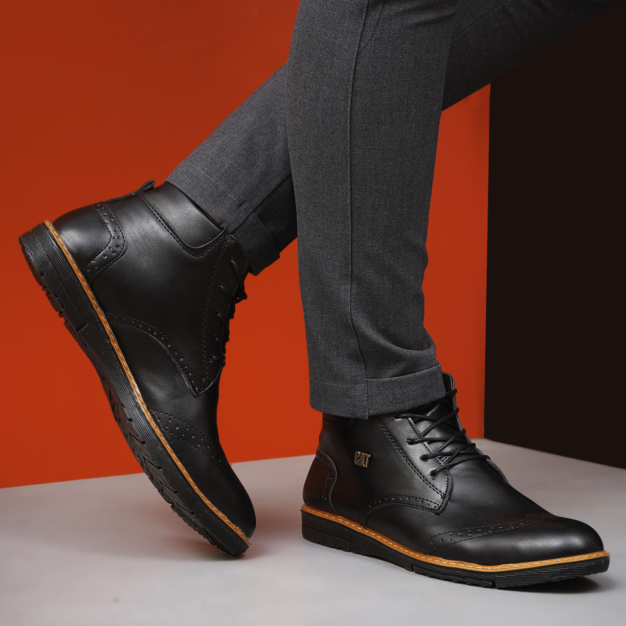 نیم بوت مردانه مشکی مدل Aromari