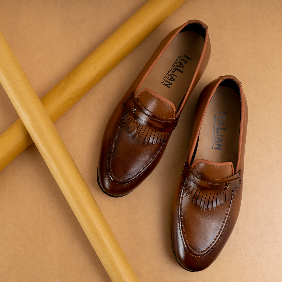 کفش کالج مردانه عسلی مدل Korom