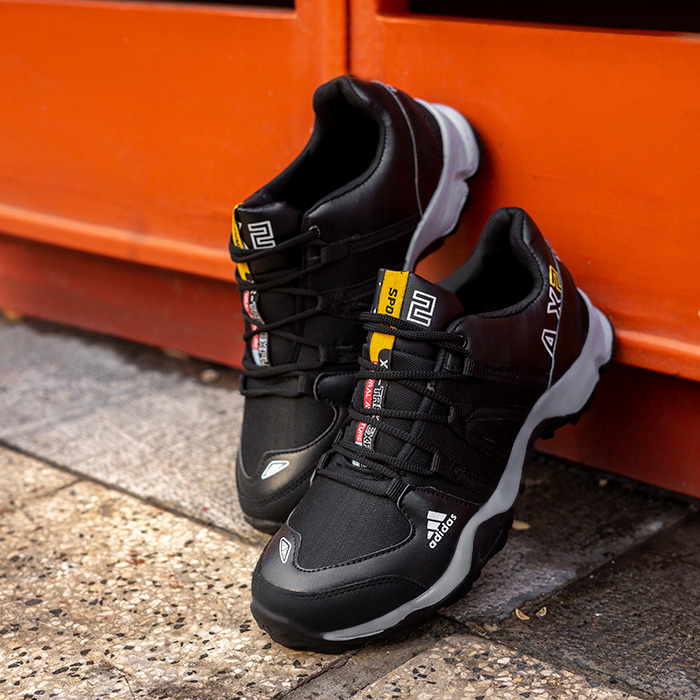 کفش ورزشی مردانه Adidas مشکی مدل MIVA