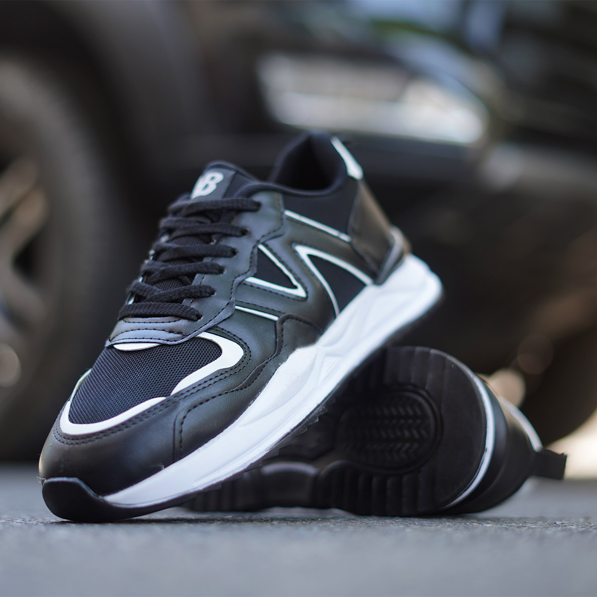 کفش ورزشی New Balance مردانه مشکی مدل Romano