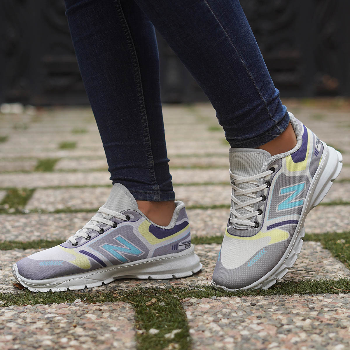 کفش ورزشی (T) طوسی آبی نیوبالانس مردانه مدل 550