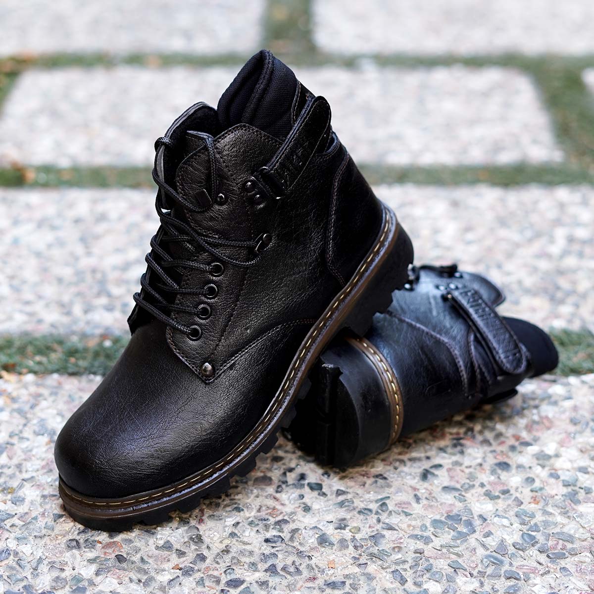 نیم بوت مردانه مشکی کاترپیلار مدل Hector