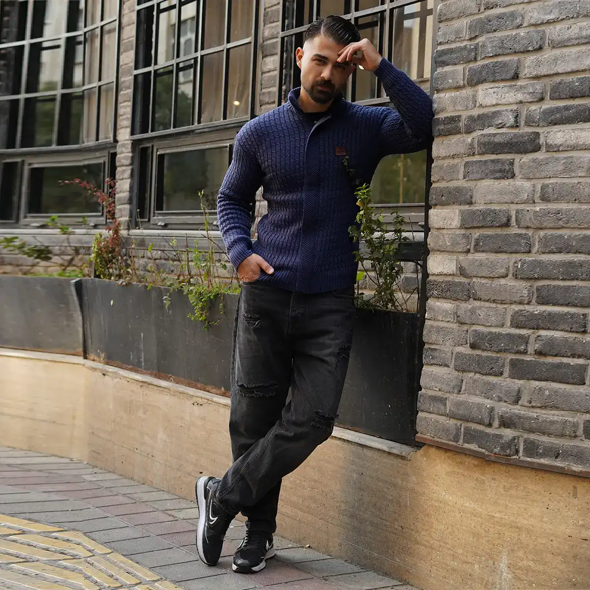 سوئیشرت بافت سرمه ای مردانه مدل OKSEN