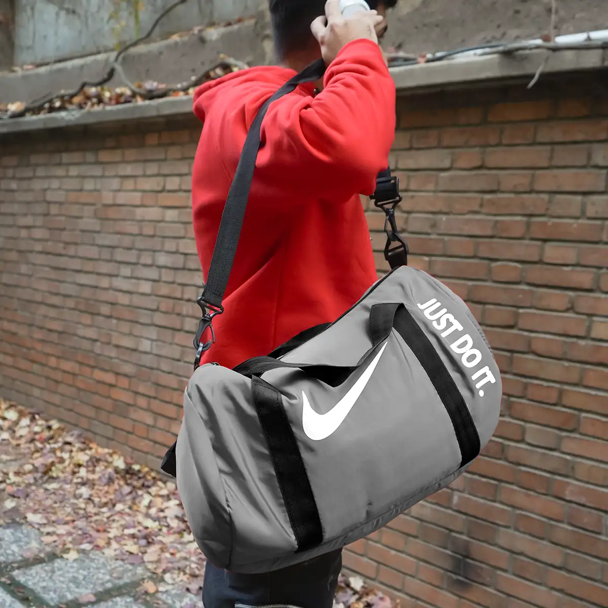 کیف ورزشی نایک طوسی مدل jenga