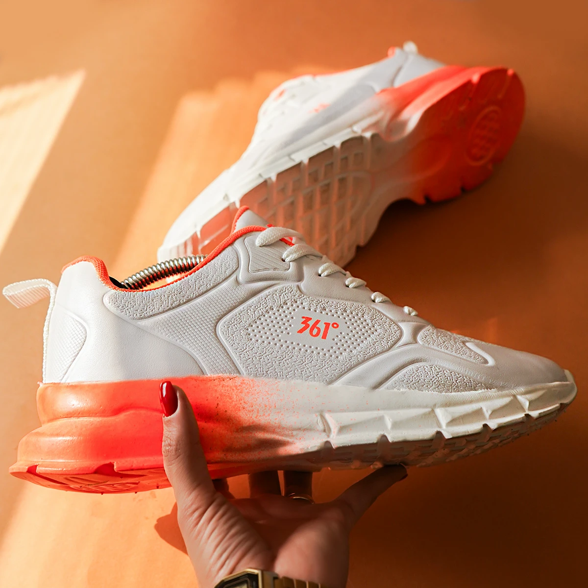 کفش ورزشی مردانه سفید نارنجی مدل 361