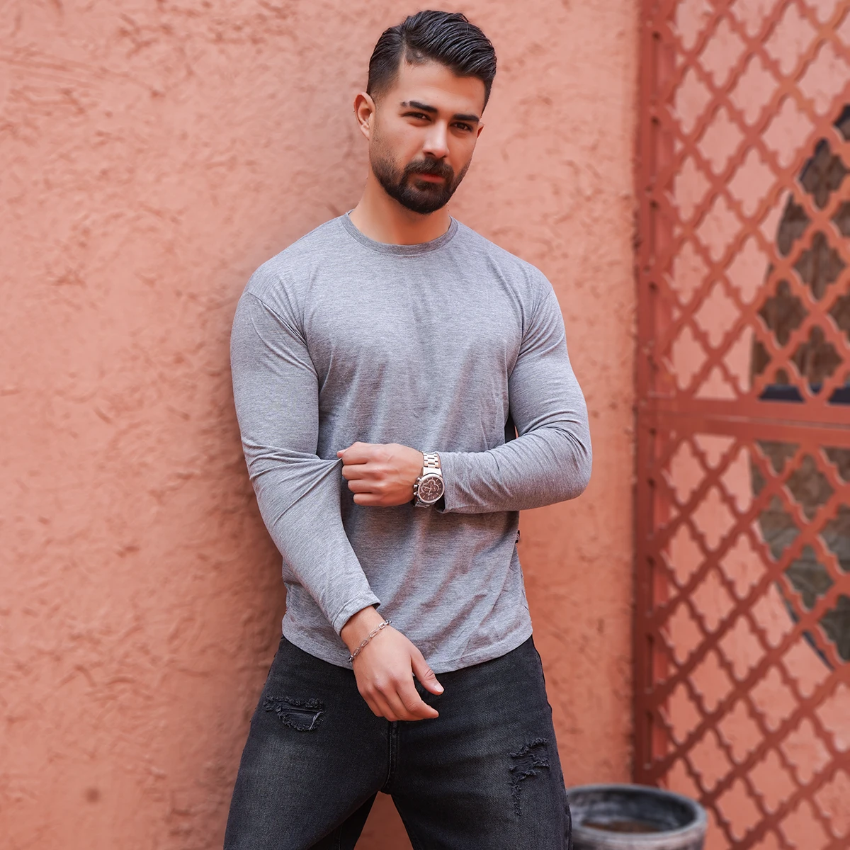 تیشرت آستین بلند طوسی مردانه مدل Vala