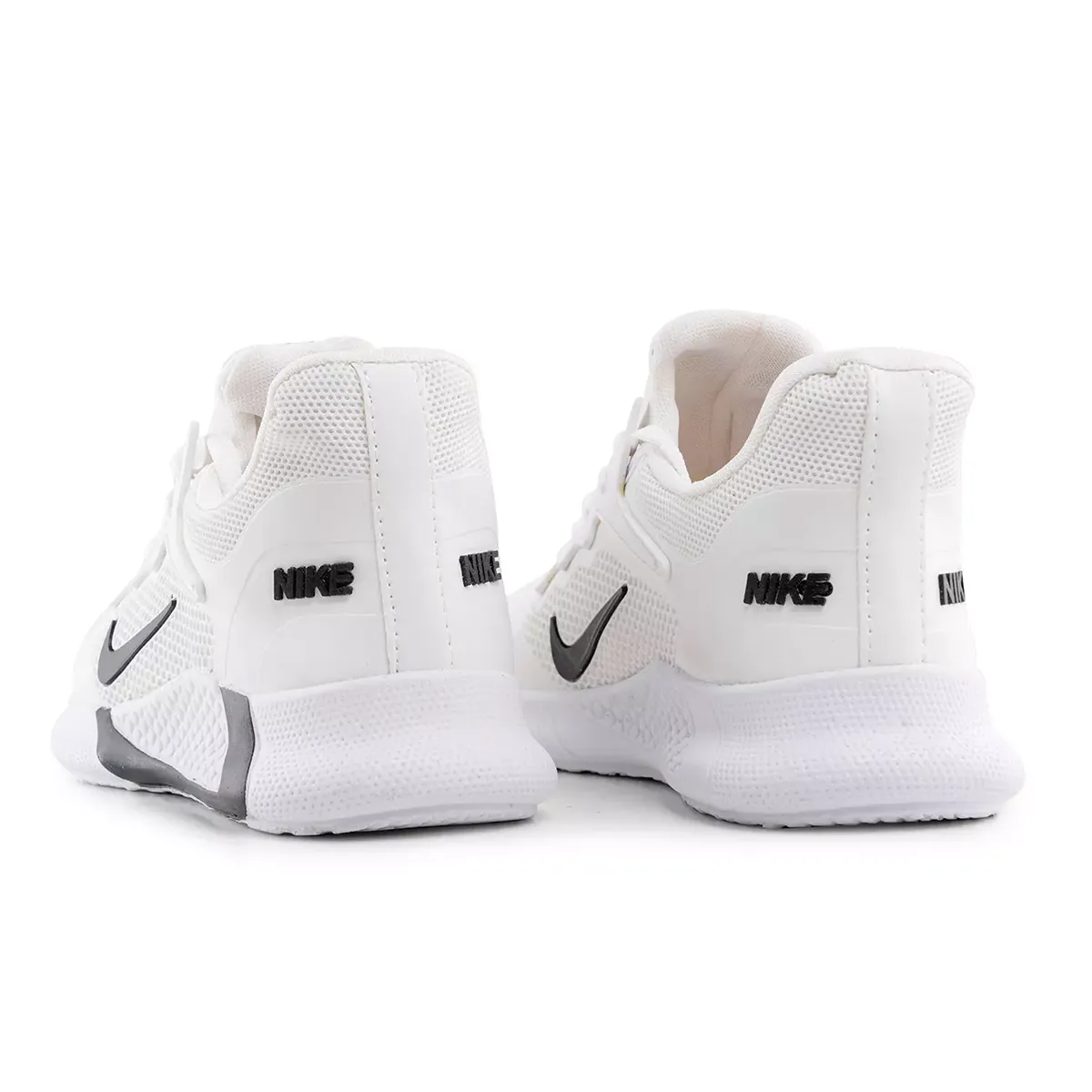 کفش ورزشی نایک مردانه سفید مشکی مدل Alpha