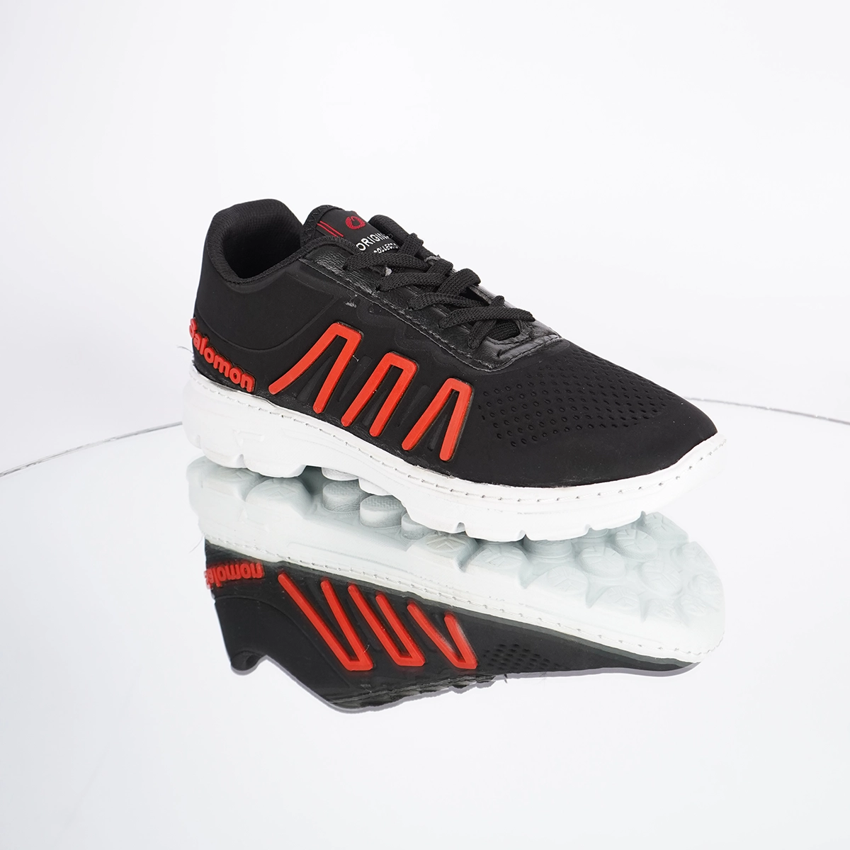 کفش ورزشی مردانه سالامون مشکی قرمز مدل U200