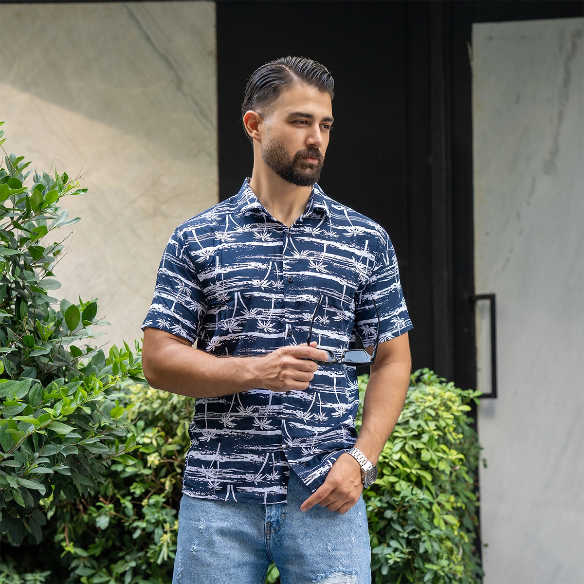 پیراهن هاوایی سرمه ای طرح نخل مردانه مدل 22Zx