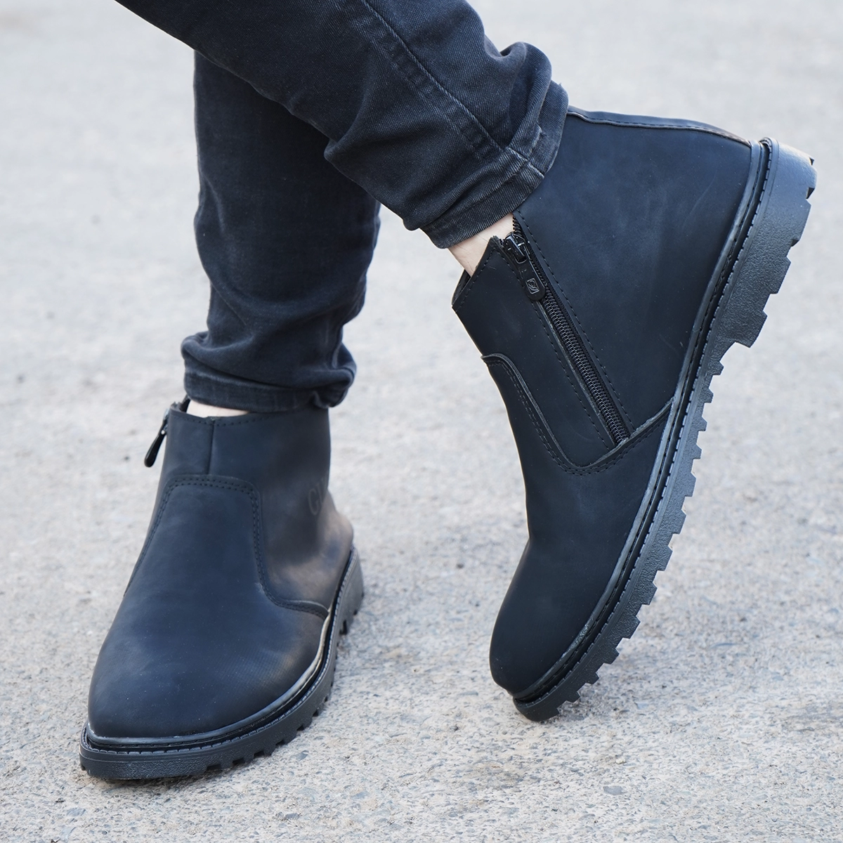 نیم بوت مردانه گوچی مشکی مات مدل SAMI