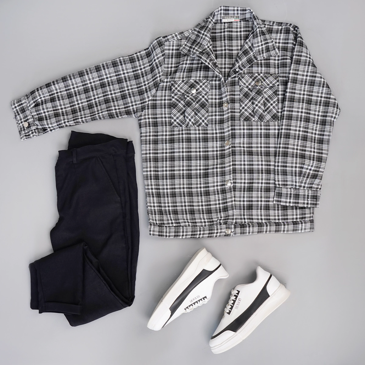 شکت پاییزه چهارخونه مشکی زنانه مدل Hoda