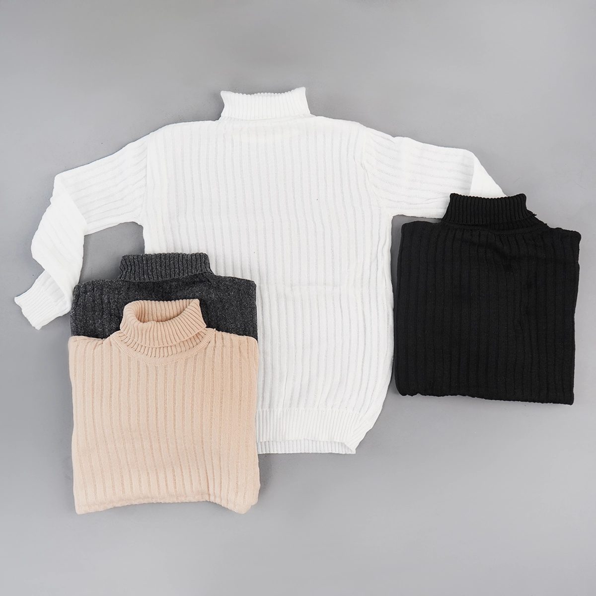 پلیور مردانه طوسی طرح خطی مدل Arban