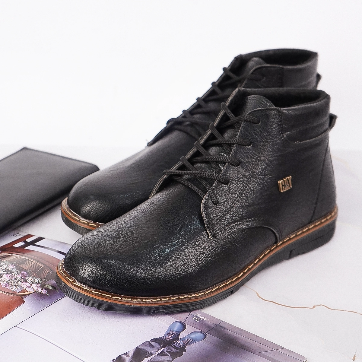 نیم بوت cat سوگو مشکی مردانه مدل keyvan