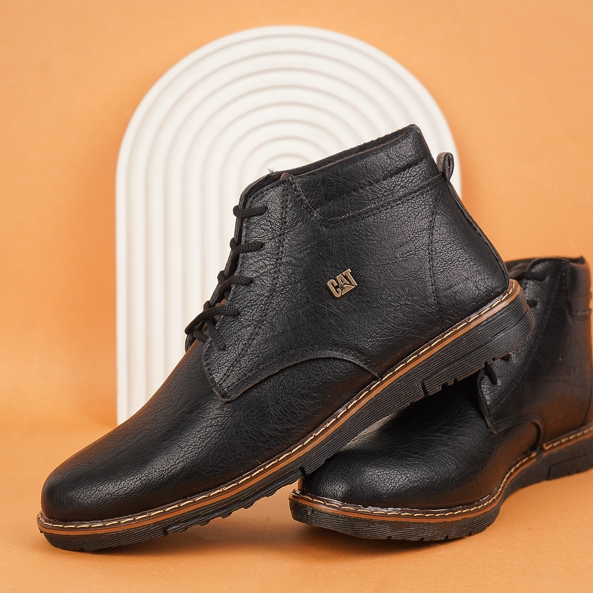 نیم بوت cat سوگو مشکی مردانه مدل keyvan