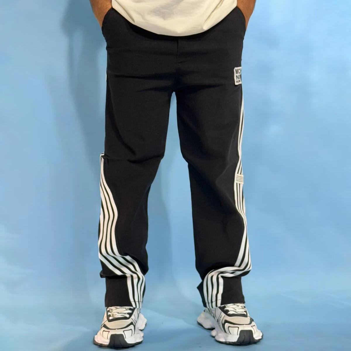 شلوار مردانه مشکی( فری سایز ) مدل Strip