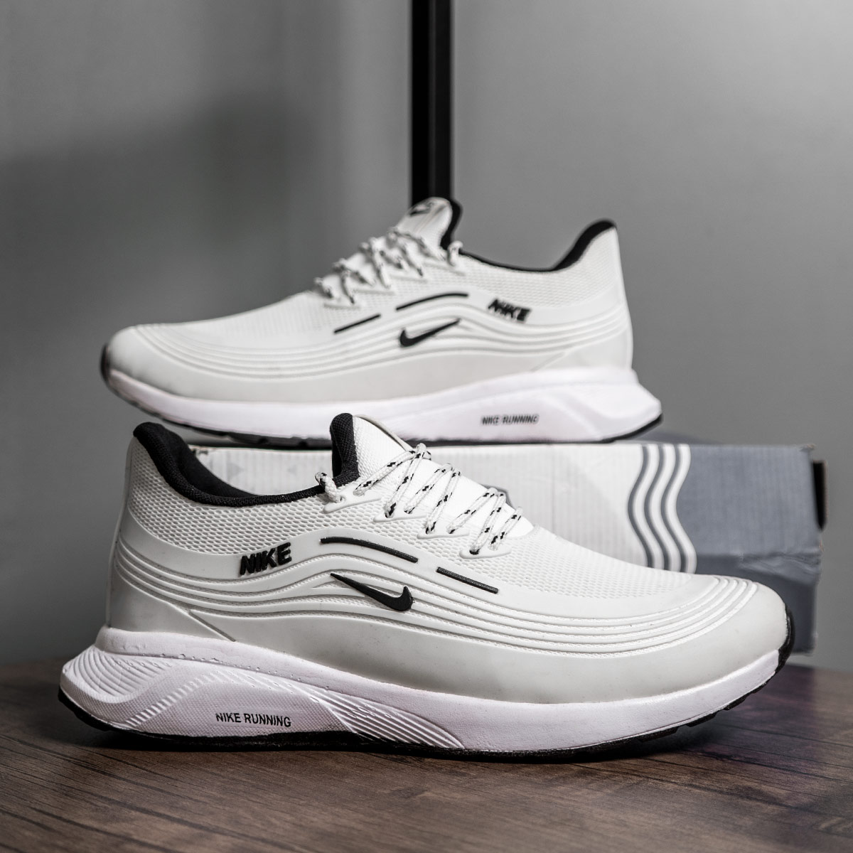 کفش ورزشی Nike مردانه سفید مدل Viliam