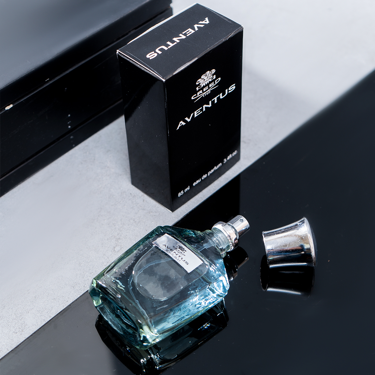 عطر مردانه Aventus