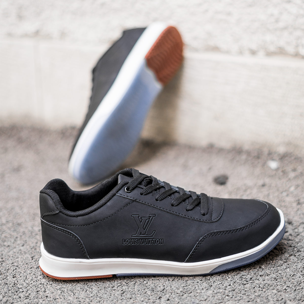 کفش مردانه LV مشکی مدل Norman