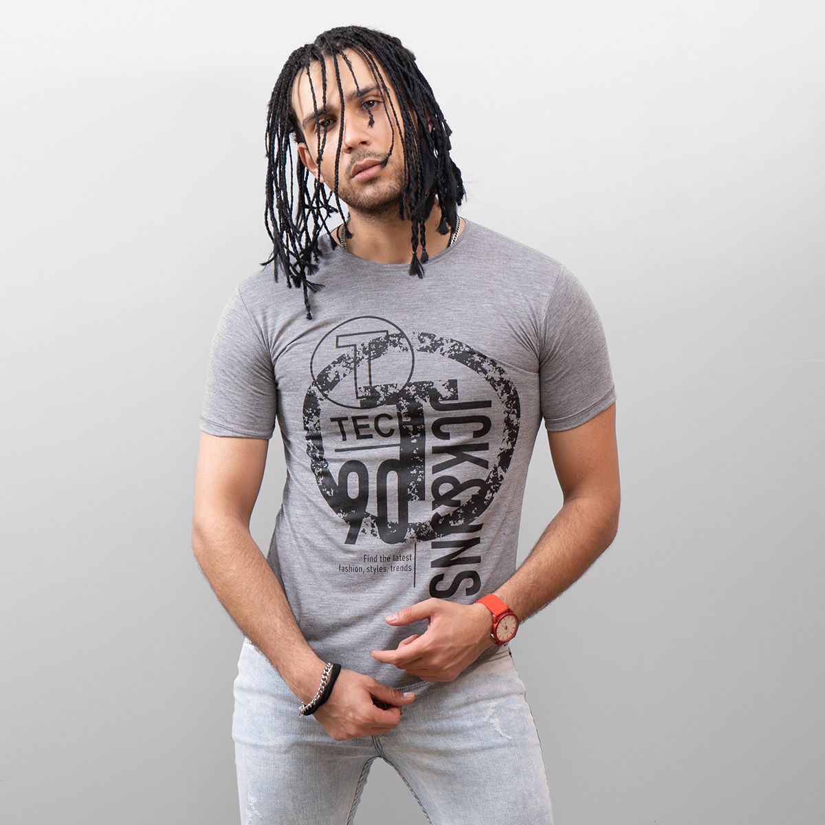 تیشرت مردانه طوسی مدل Romer