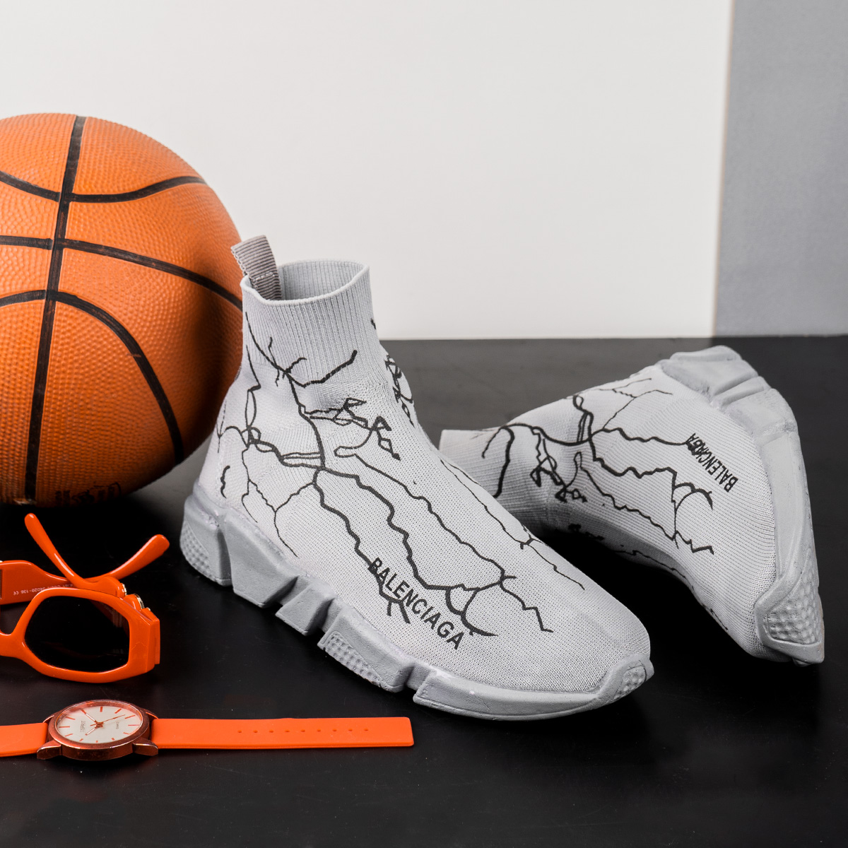 کفش ورزشی Balenciagaمردانه طوسی مدلAgras